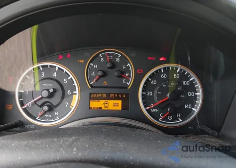 2010 Nissan Armada Se z USA, uszkodzony, nr VIN 5N1AA0NC9AN608328